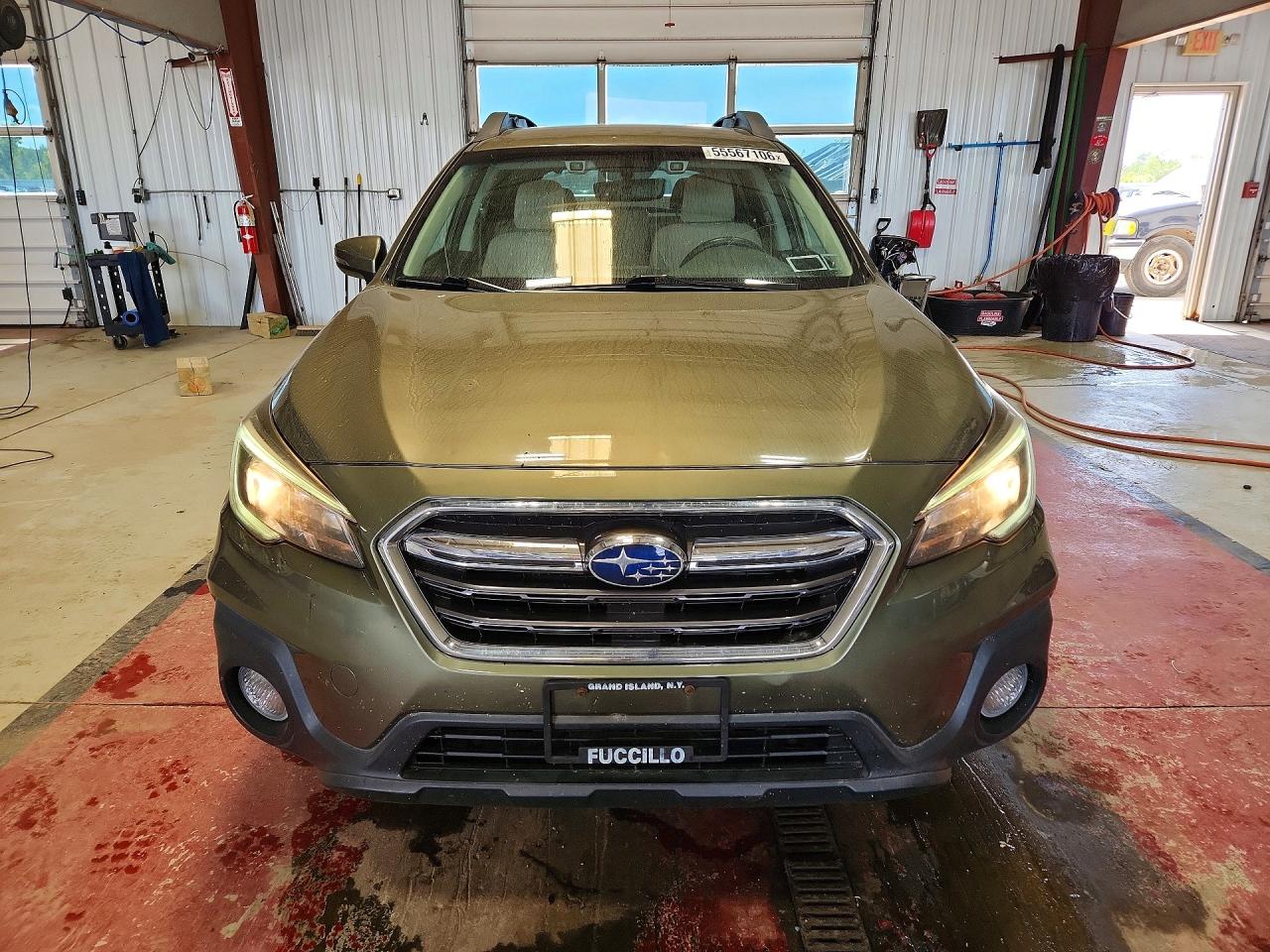Subaru Outback 2.5i Premium