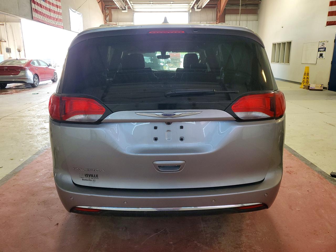 Chrysler Pacifica Touring L