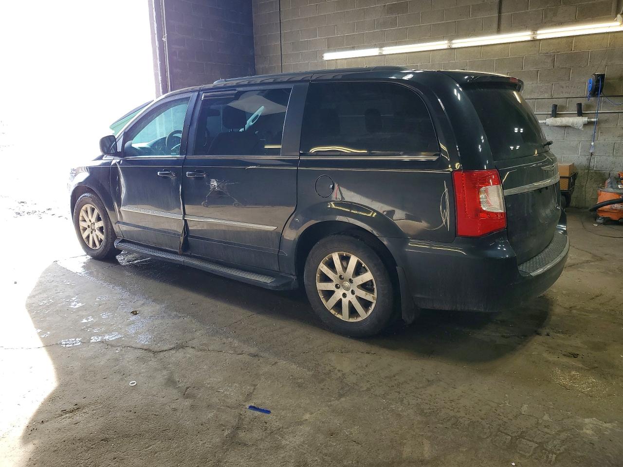 Chrysler Minivan Touring