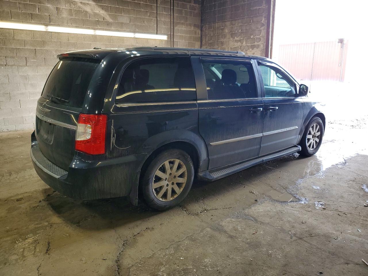 Chrysler Minivan Touring