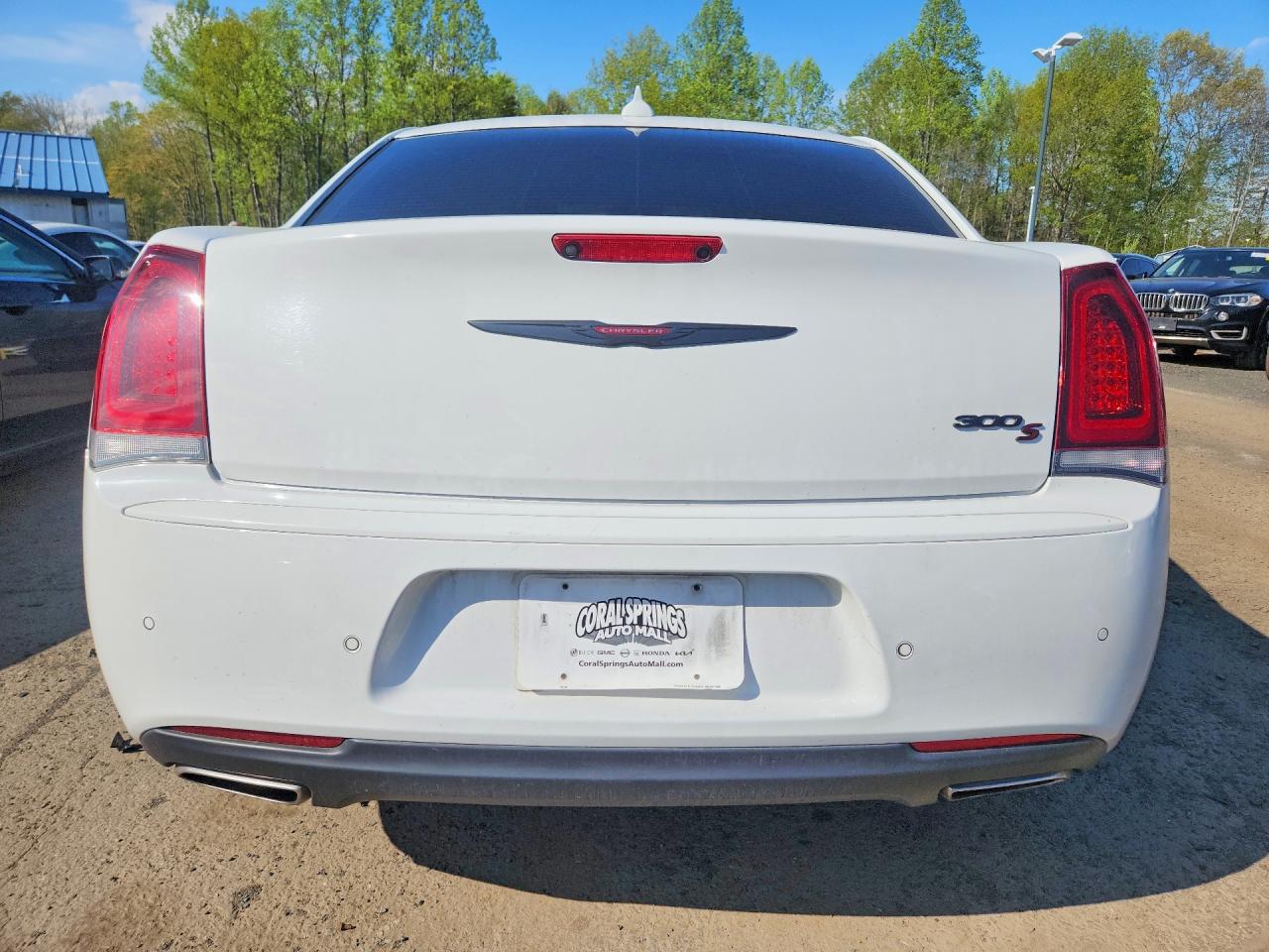 Chrysler 300 S