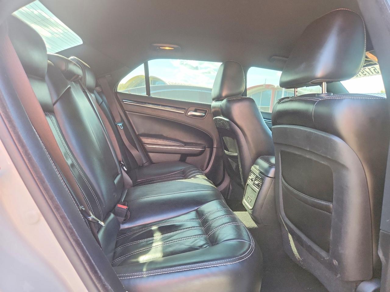 Chrysler 300 S