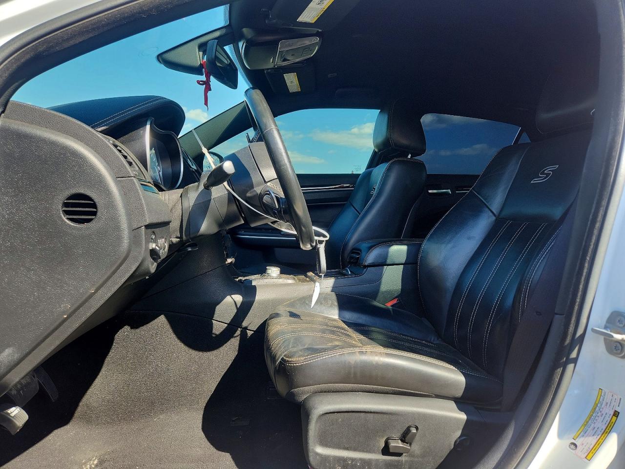 Chrysler 300 S