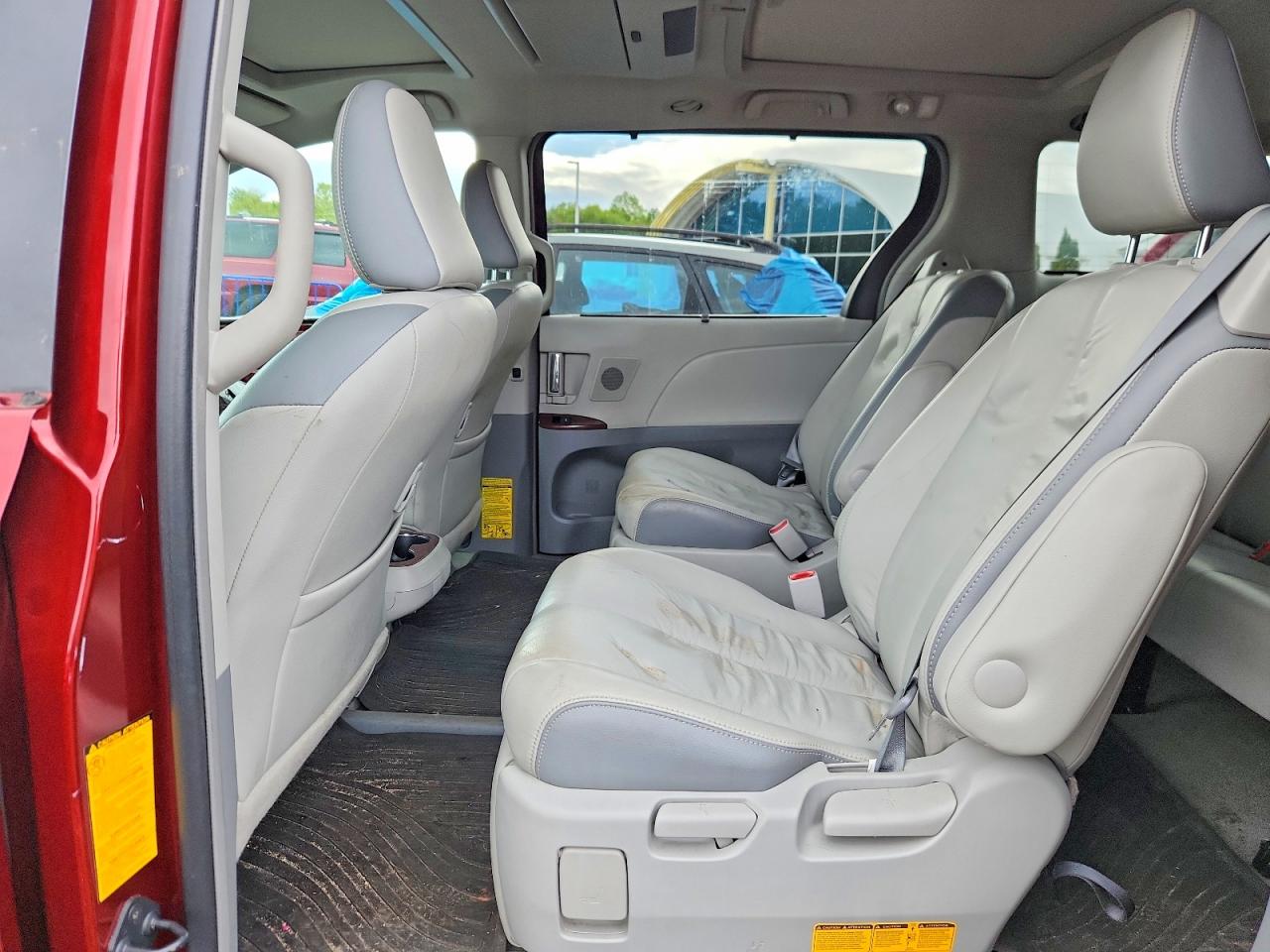 Toyota Sienna Limited 7-passenger