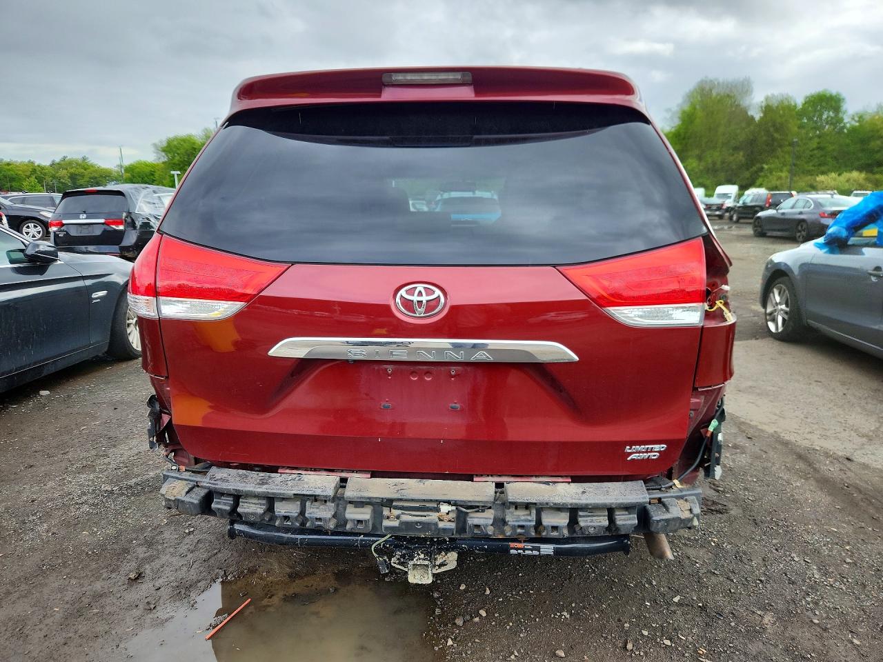 Toyota Sienna Limited 7-passenger