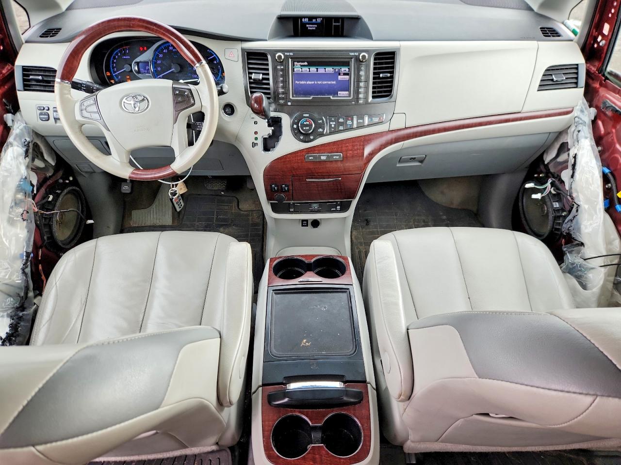 Toyota Sienna Limited 7-passenger