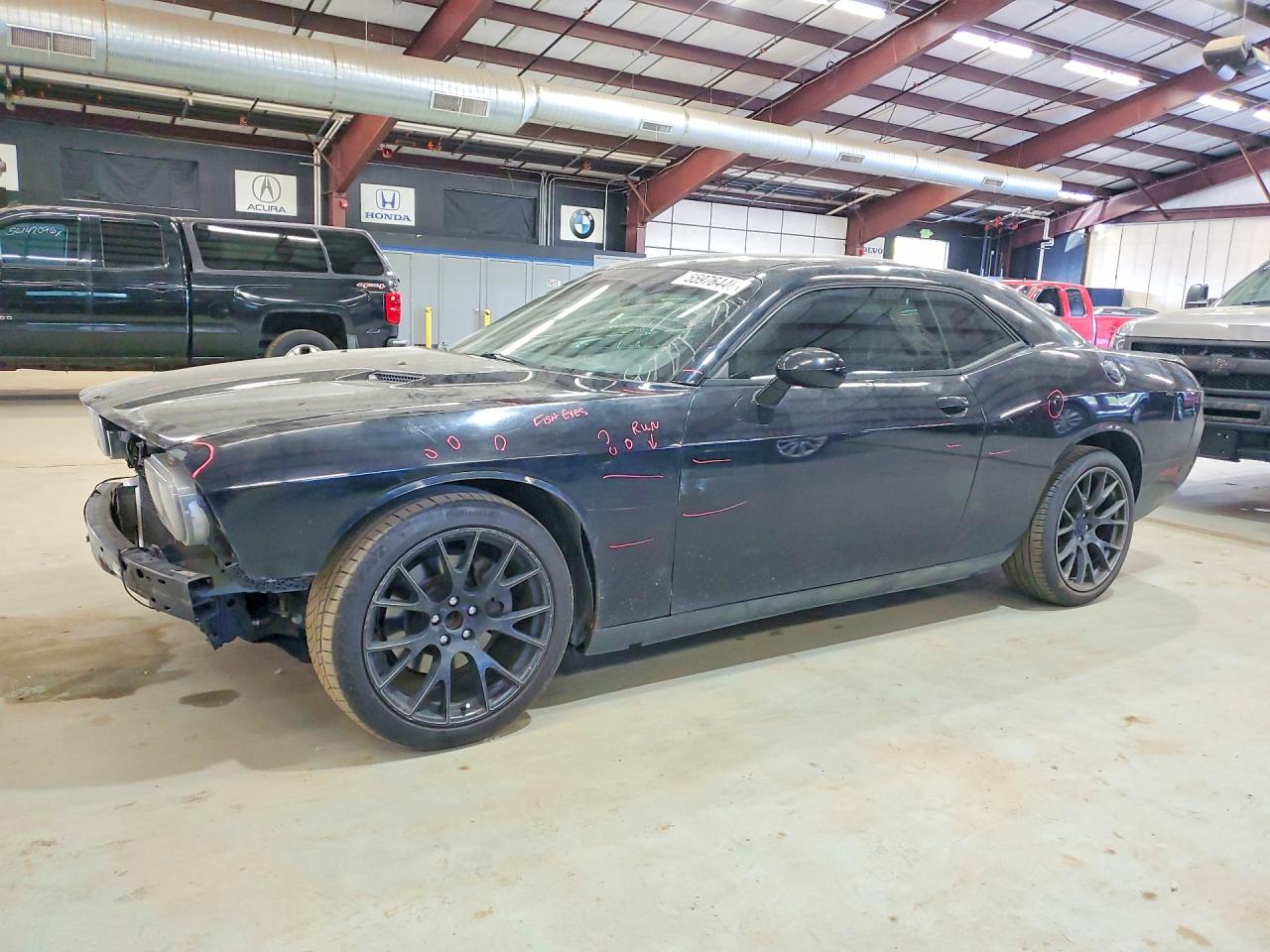 Salvage Dodge Challenger Image