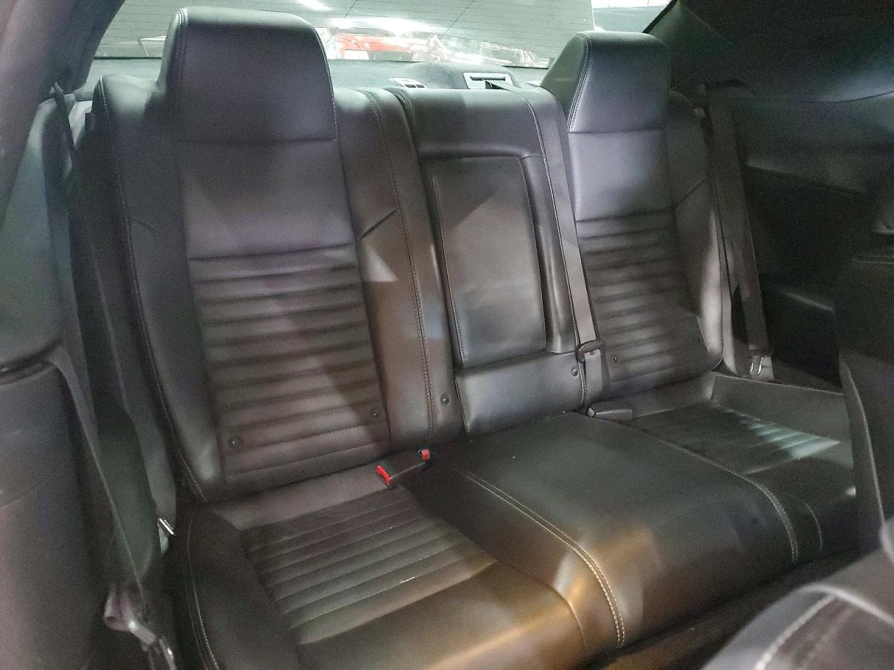 Dodge Challenger Sxt