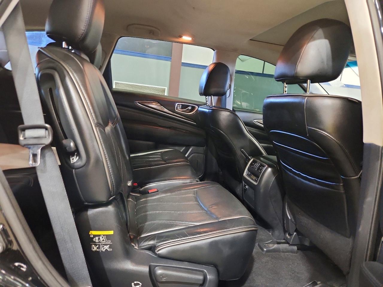 INFINITI Qx Base