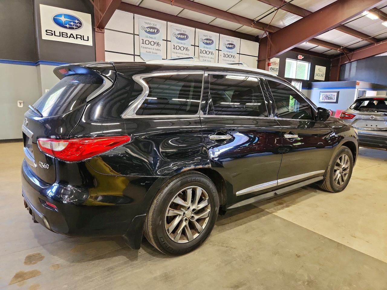 INFINITI Qx Base