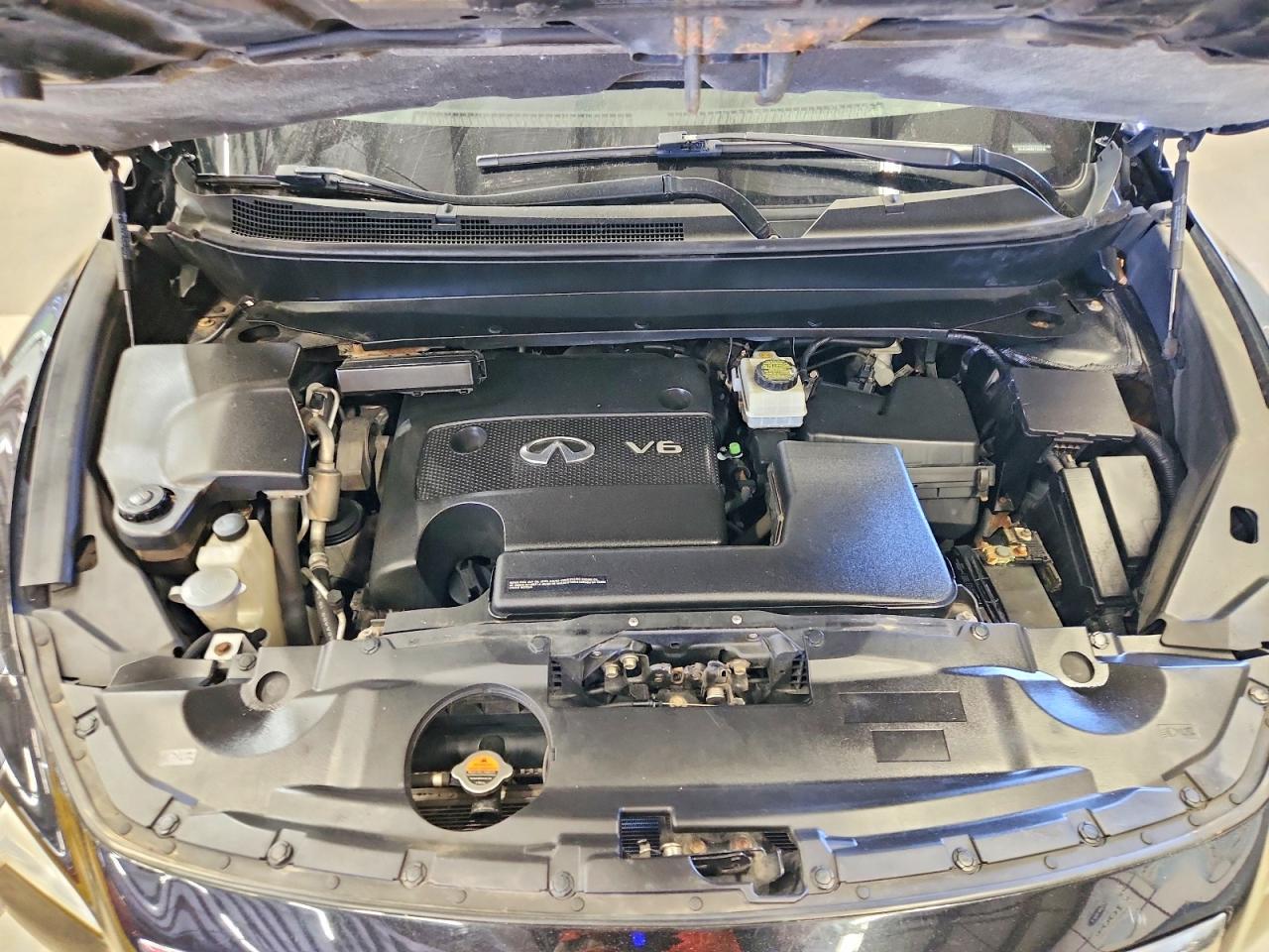 INFINITI Qx Base