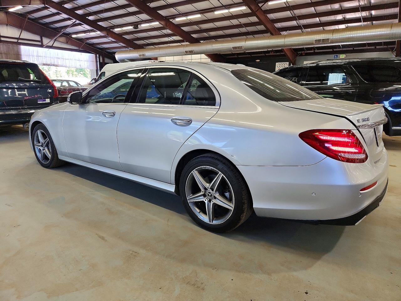 Mercedes-Benz E-Class 300 4matic