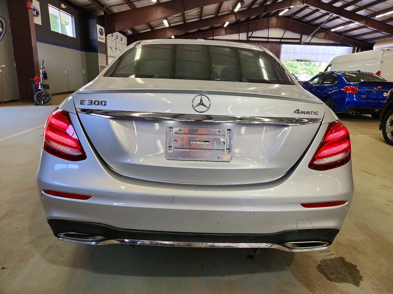 Mercedes-Benz E-Class 300 4matic