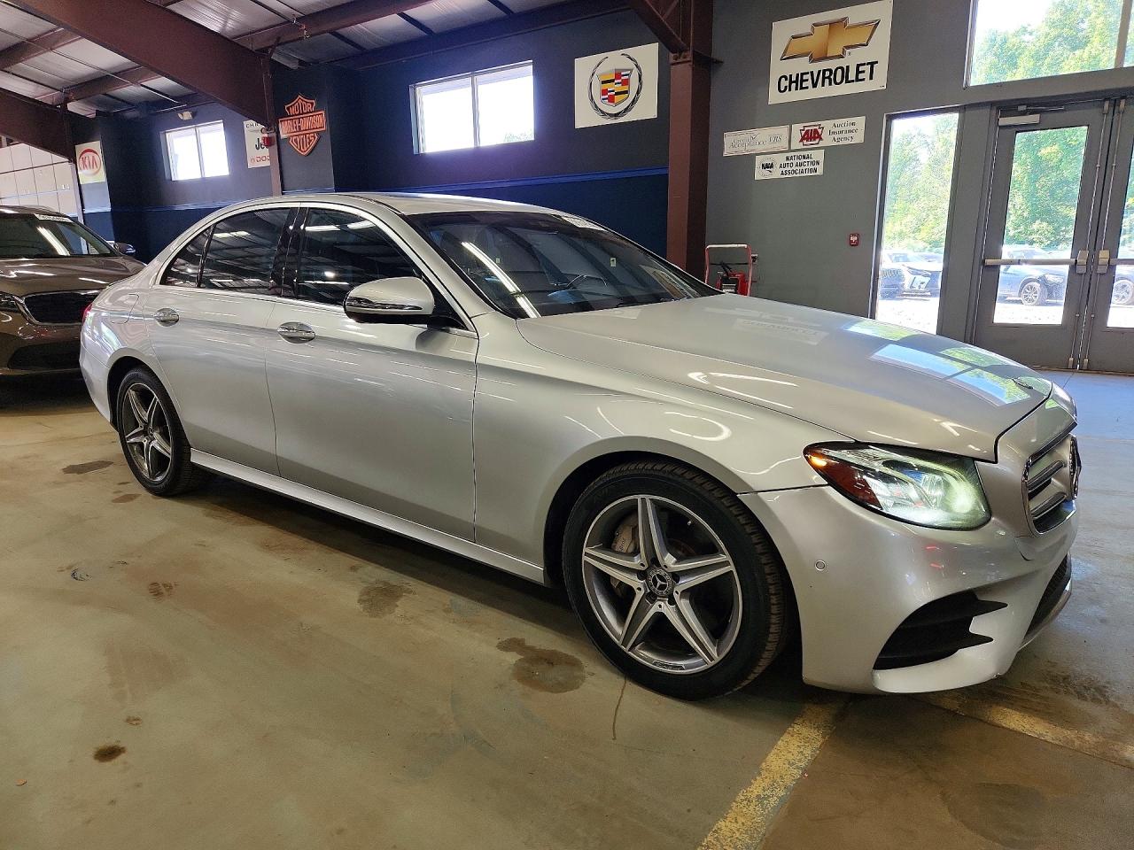Mercedes-Benz E-Class 300 4matic