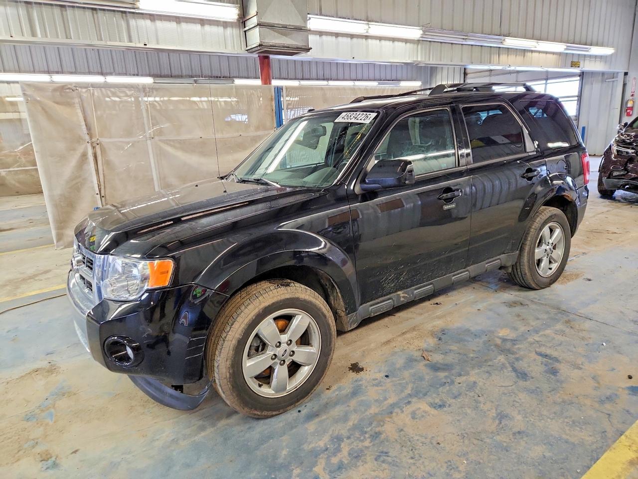 Salvage Ford Escape Image