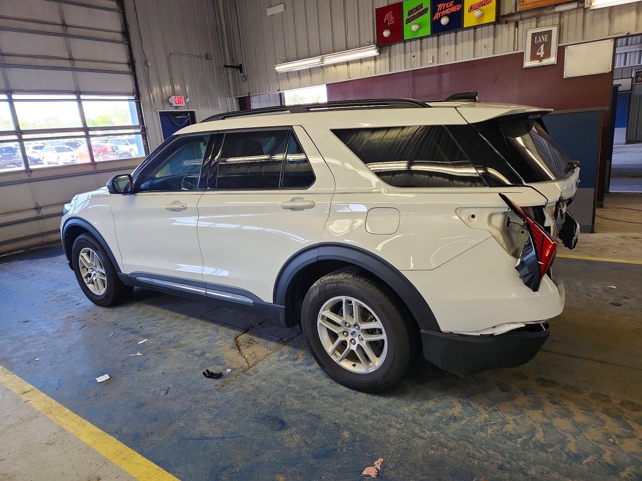 Ford Explorer Active