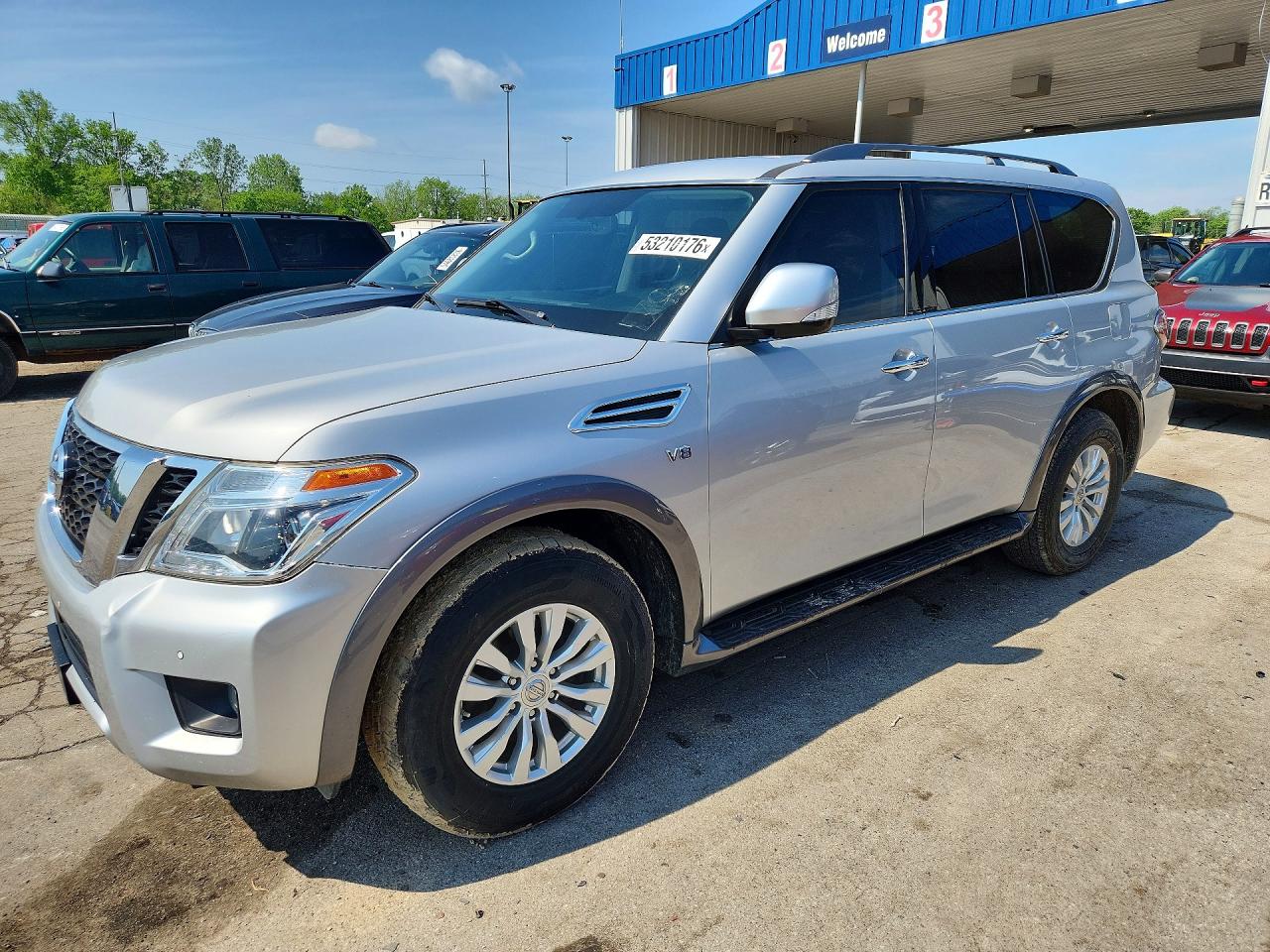 Salvage Nissan Armada Image