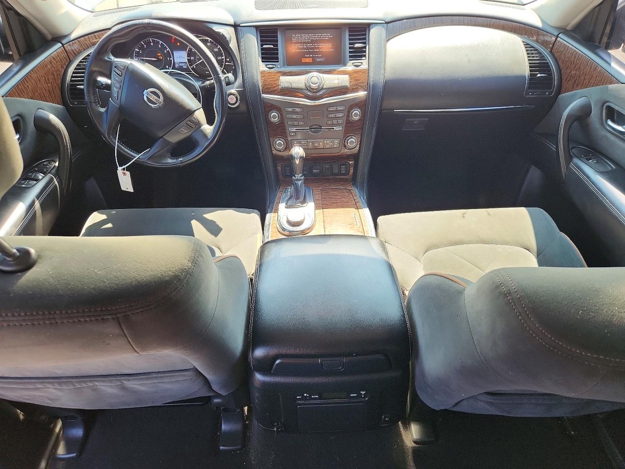 Nissan Armada Sv