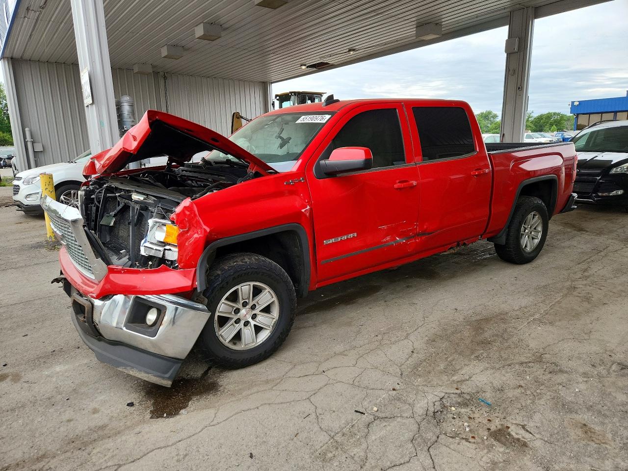 Salvage GMC Sierra Image