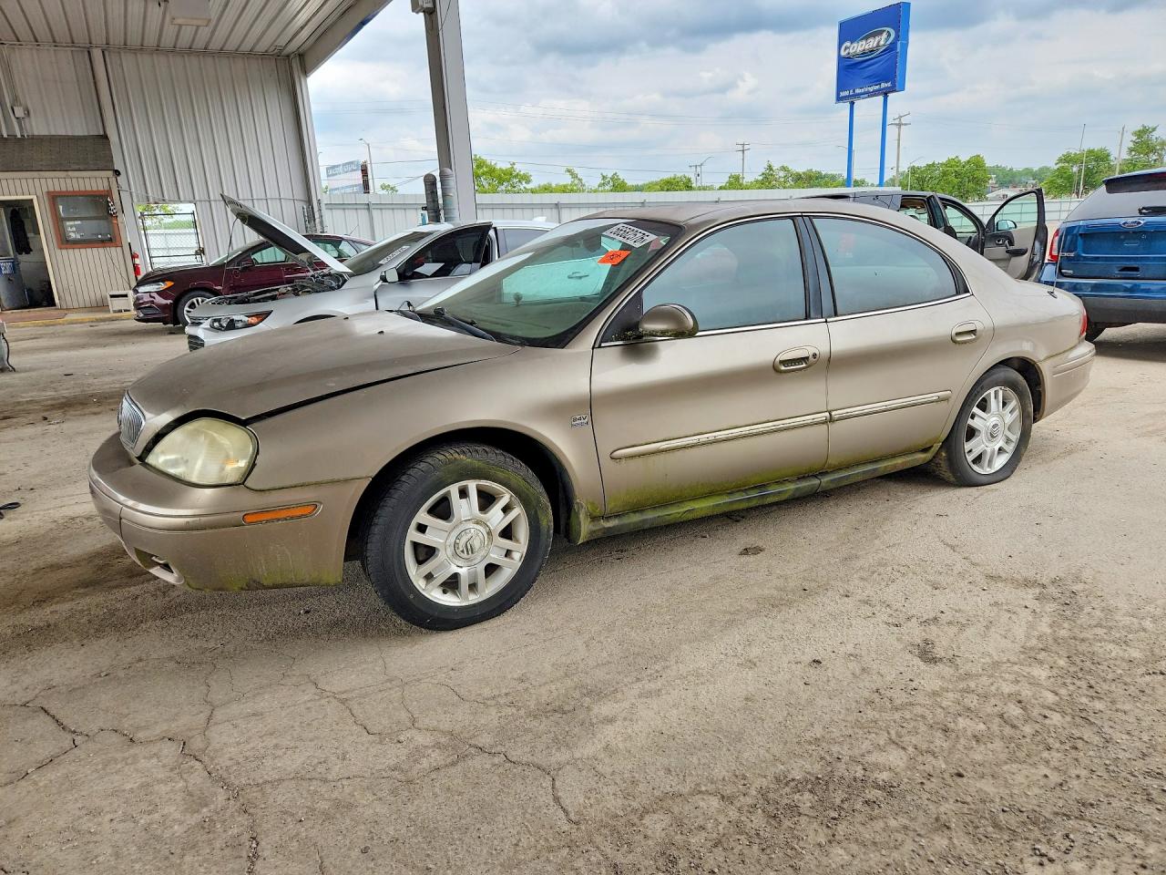 Salvage Mercury Sable Image