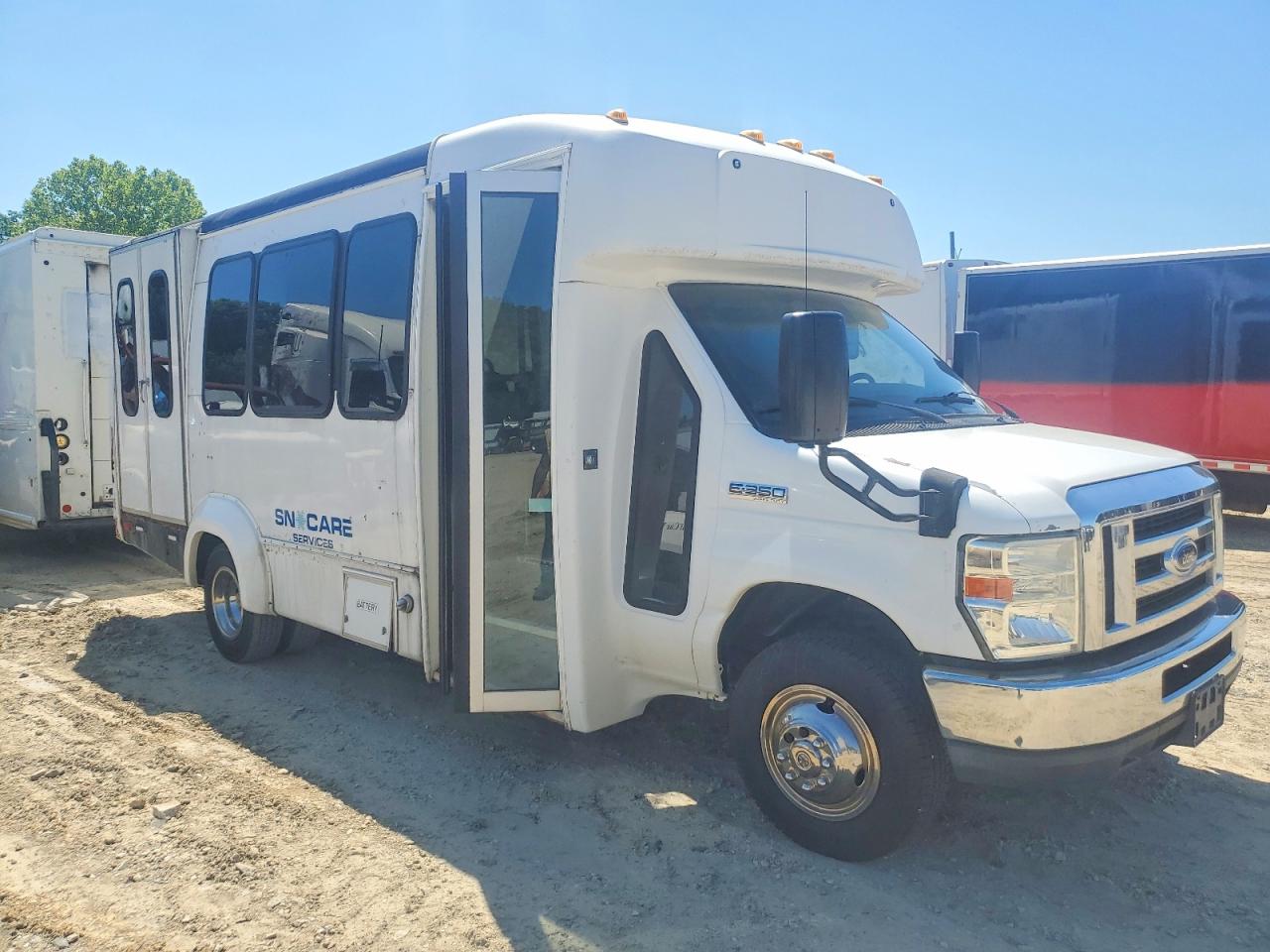 Salvage Ford Econoline Image
