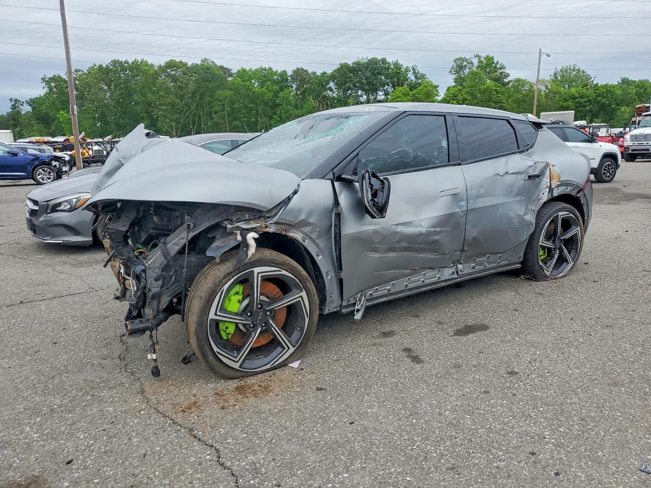 Salvage Kia EV6 Image