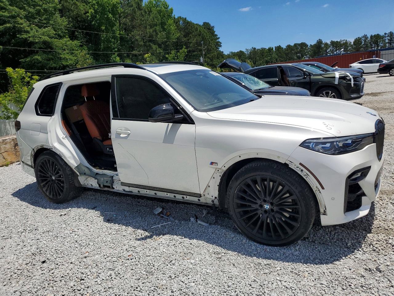 BMW X Series M50i
