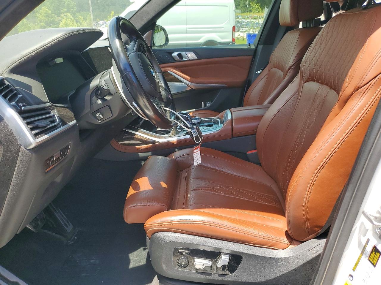 BMW X Series M50i