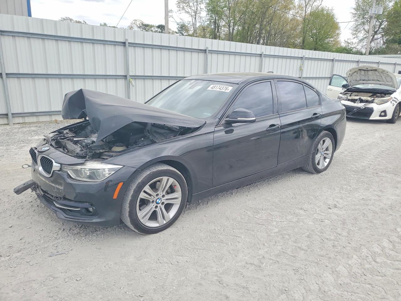 Salvage BMW 3 Series Image