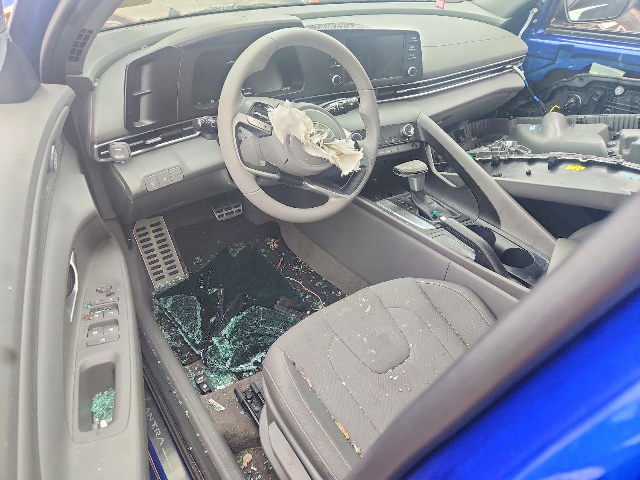 Hyundai ELANTRA Sel Sport