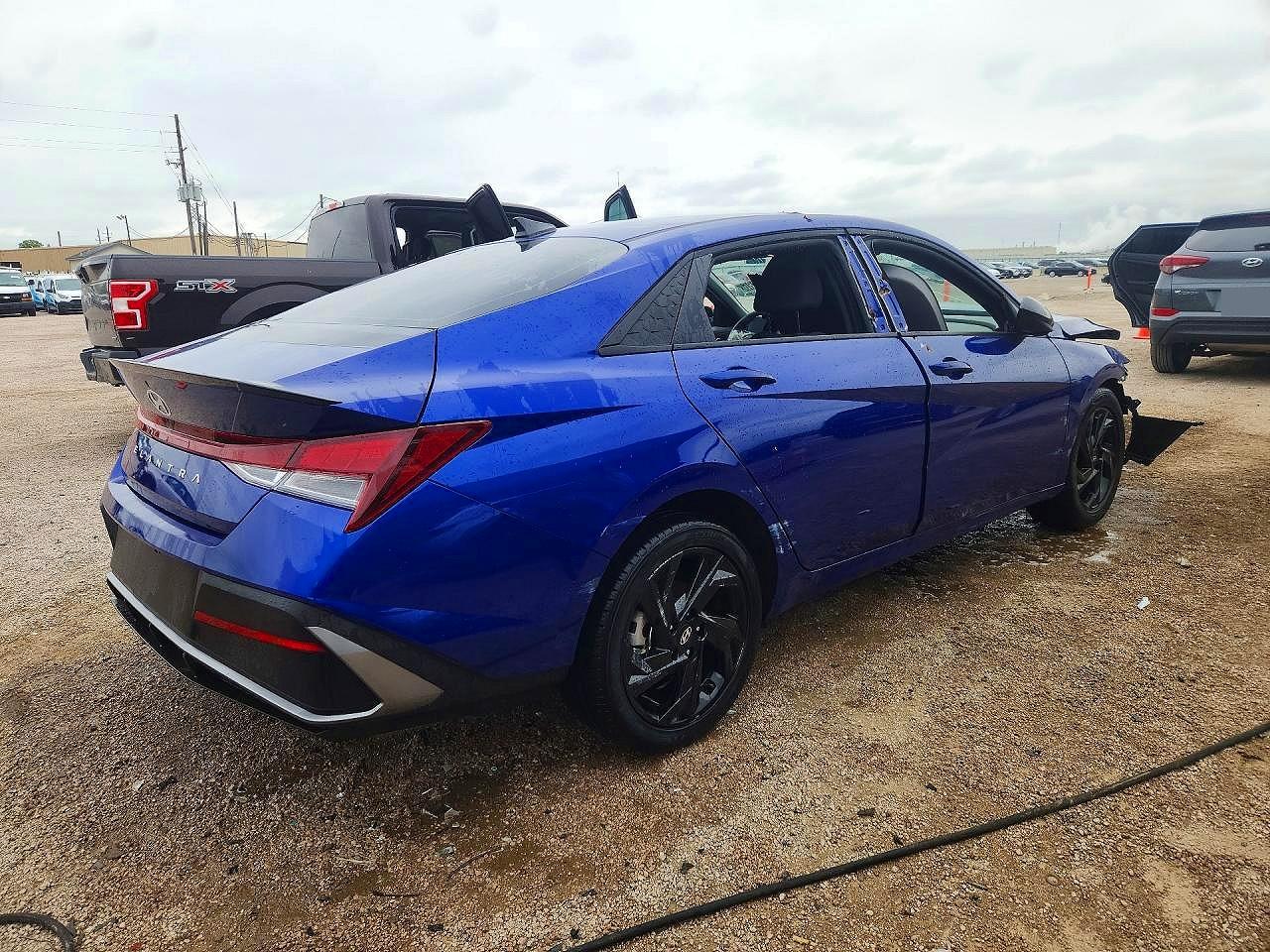 Hyundai ELANTRA Sel Sport