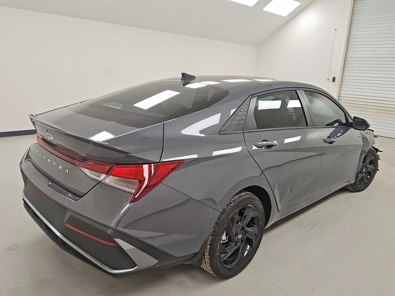 Hyundai ELANTRA Sel Sport