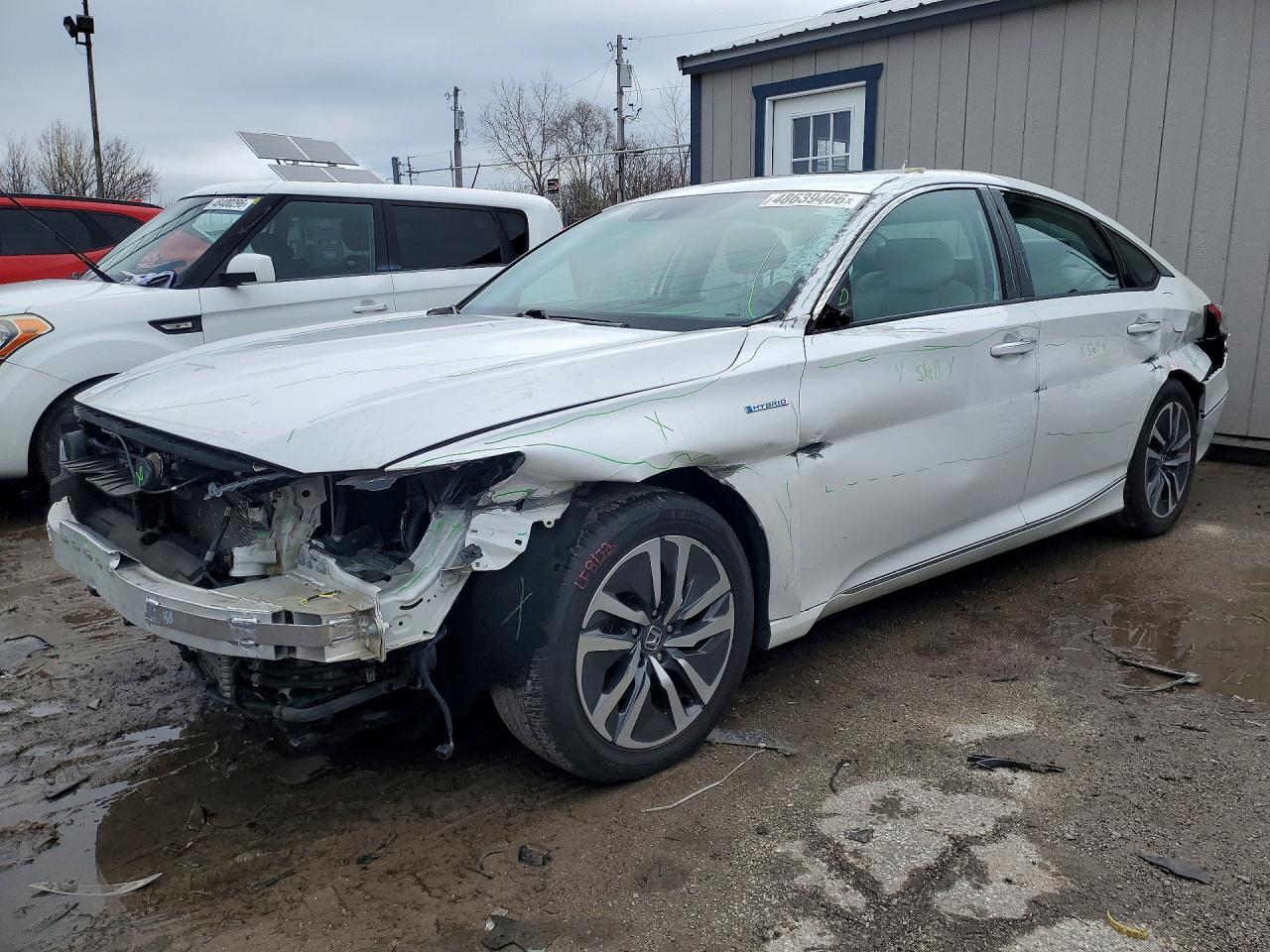 Salvage Honda Accord Image