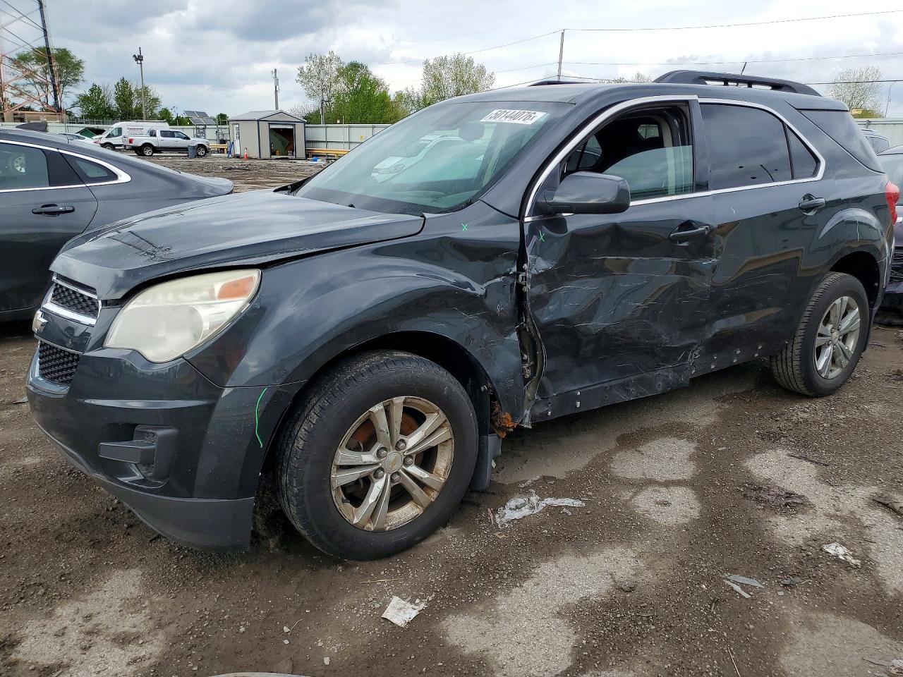 Salvage Chevrolet Equinox Image