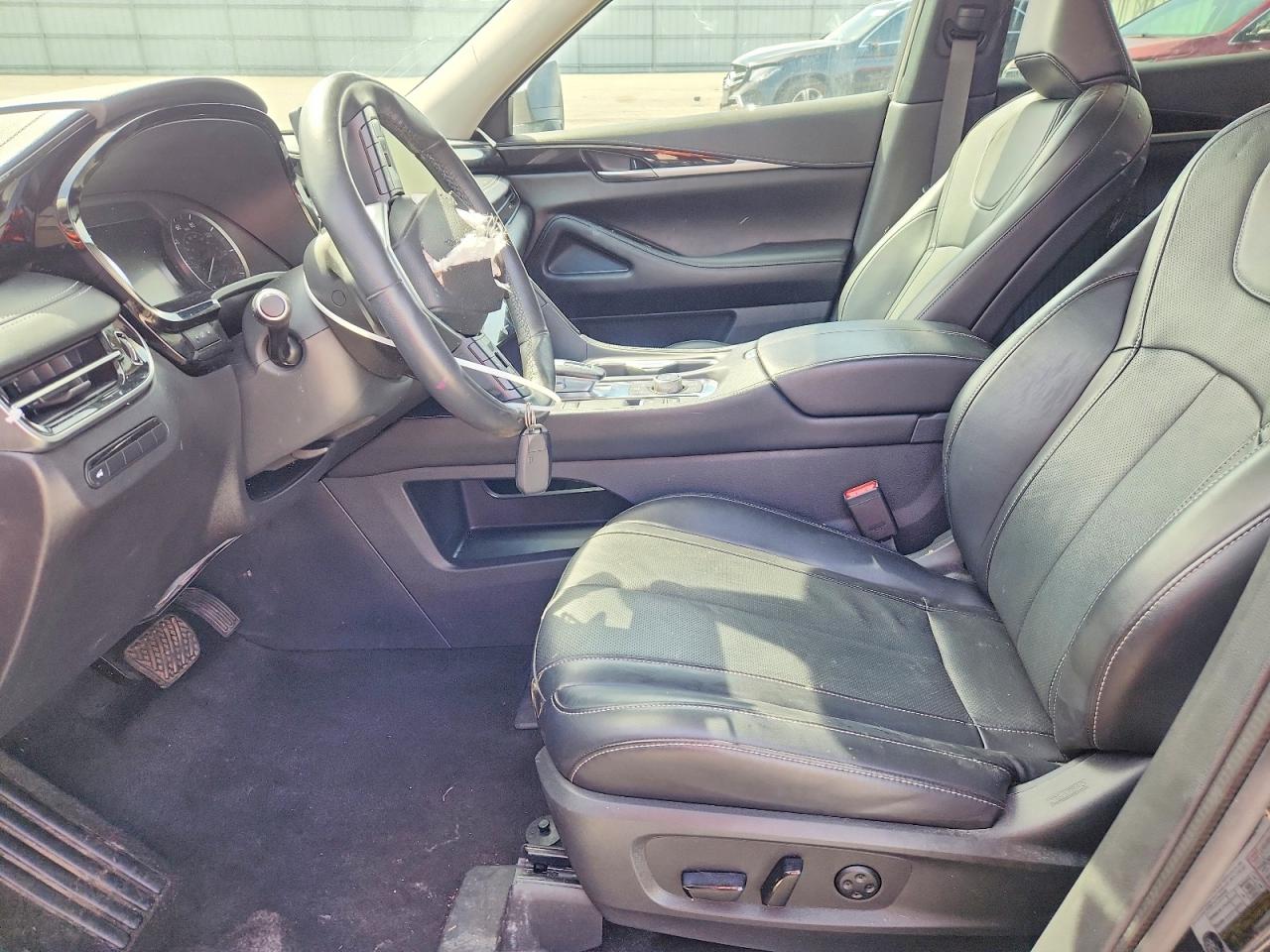 INFINITI Qx Pure