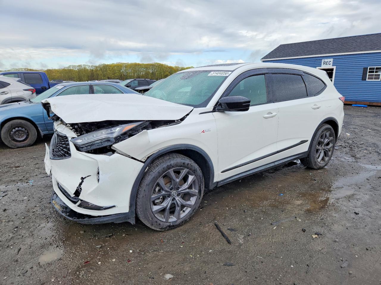 Salvage Acura MDX Image