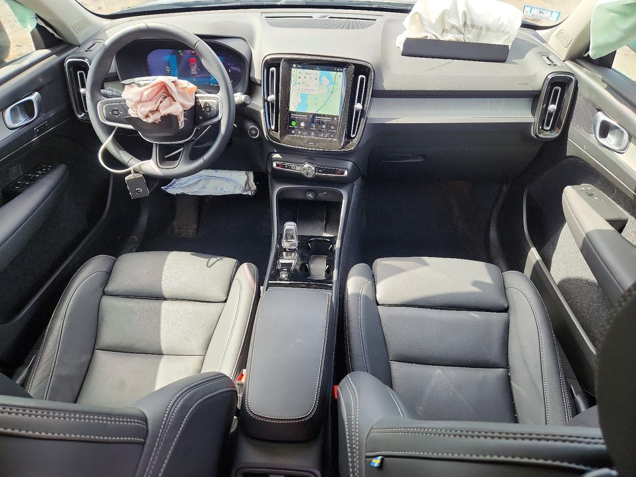 Volvo XC40 Plus