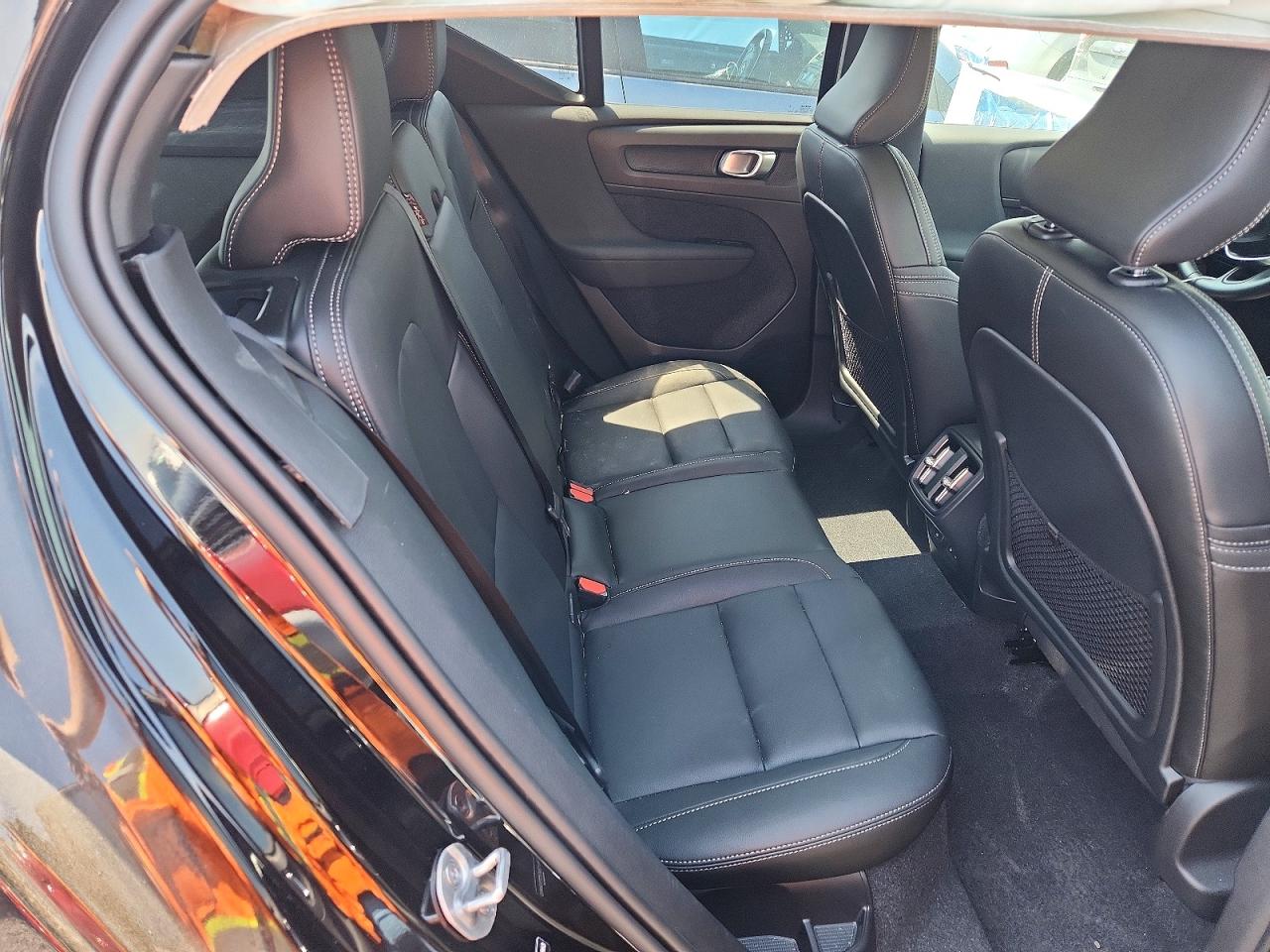 Volvo XC40 Plus