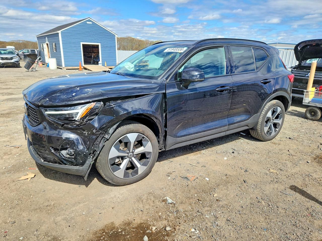 Salvage Volvo XC40 Image