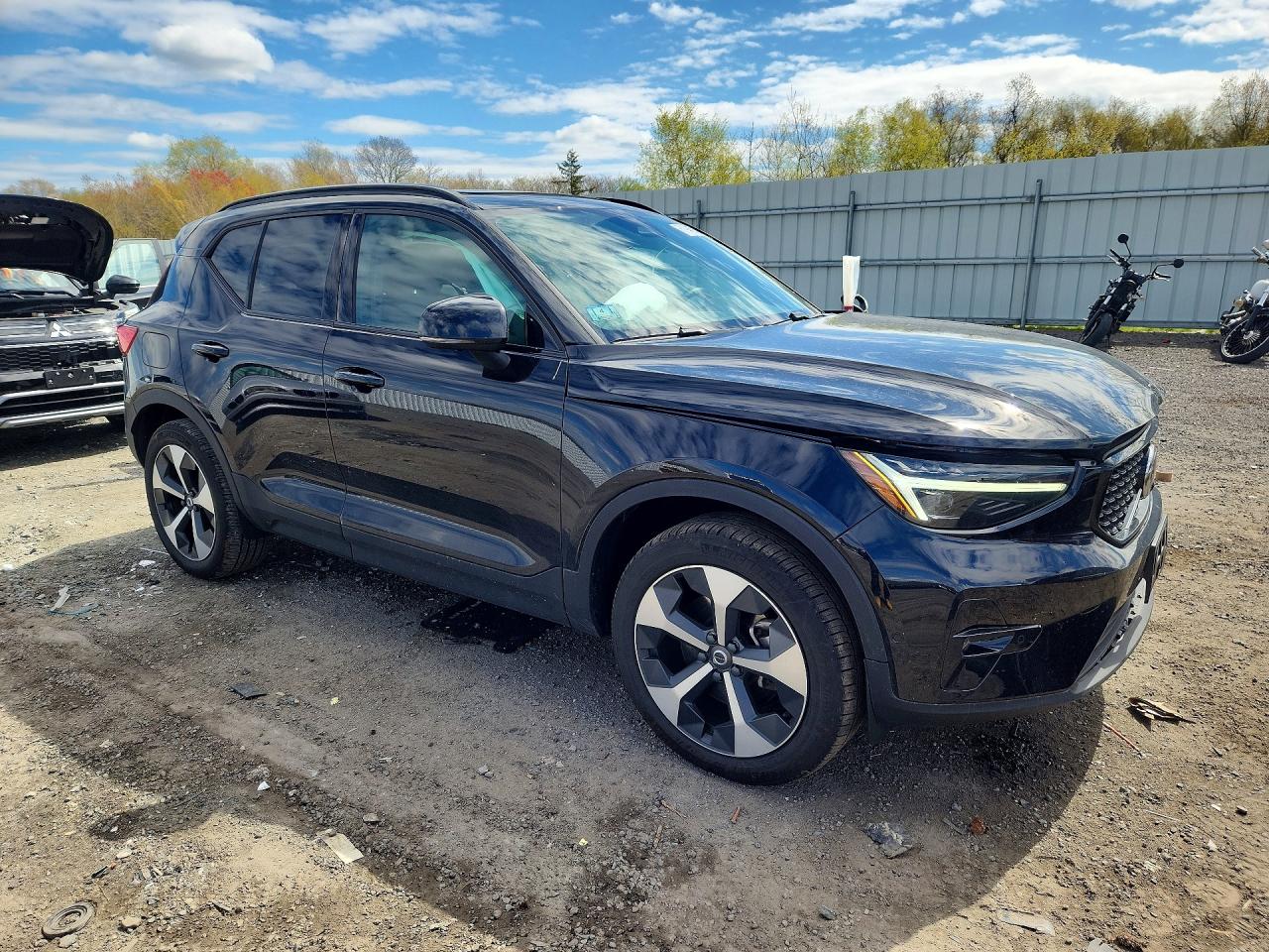 Volvo XC40 Plus