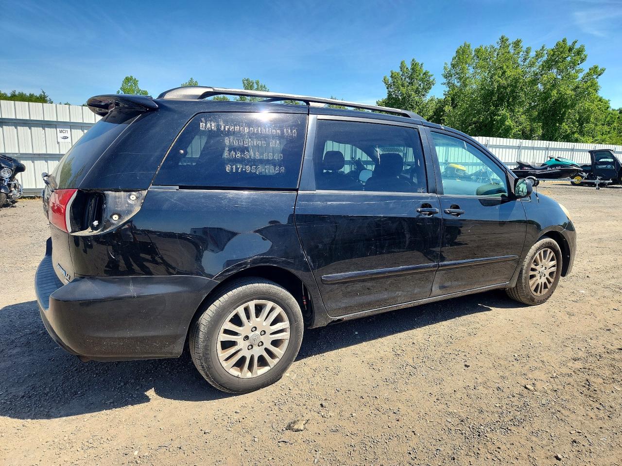 Toyota Sienna Le