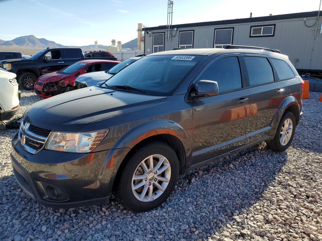 Salvage Dodge Journey Image