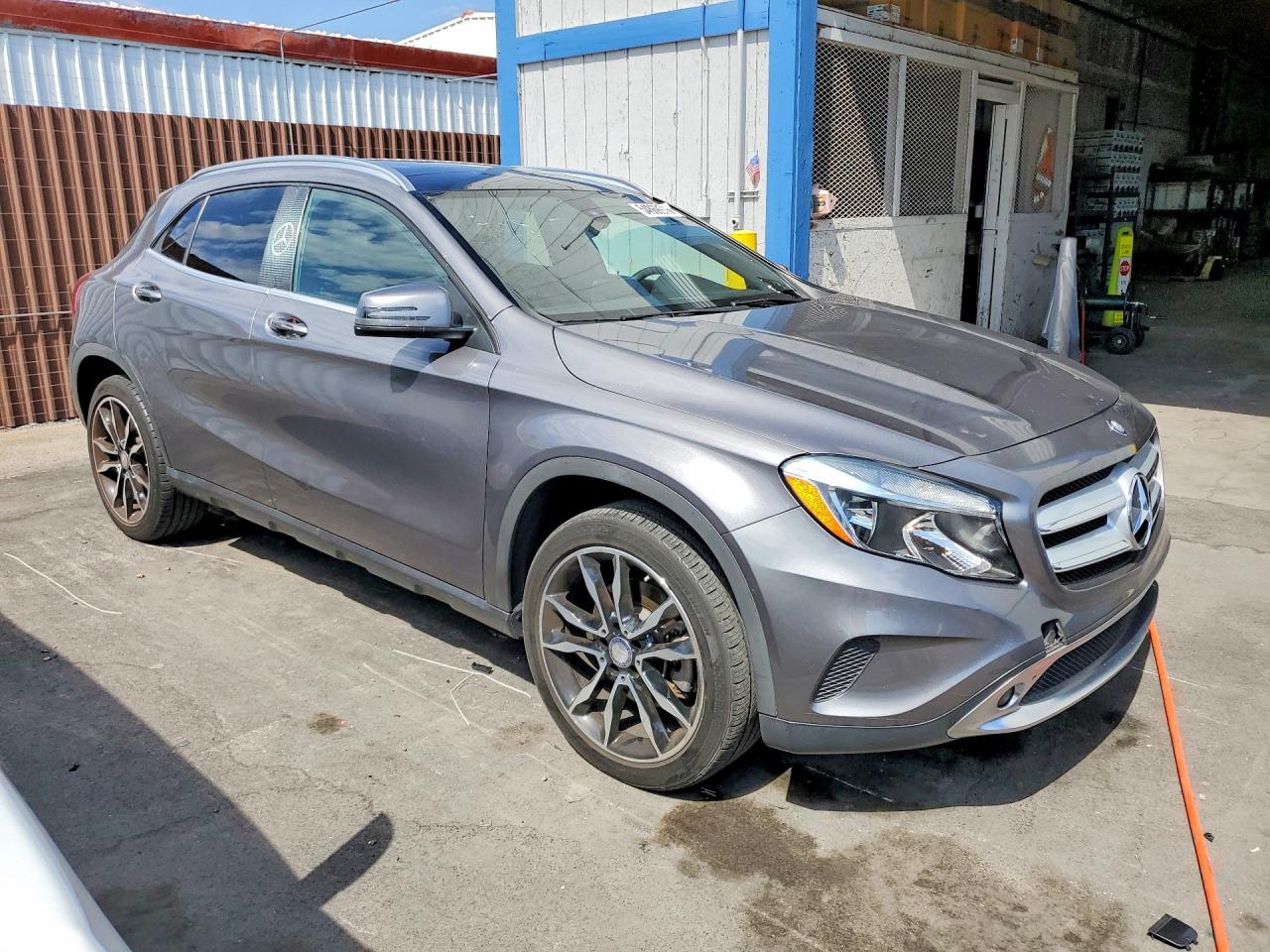 Mercedes-Benz GLA 250