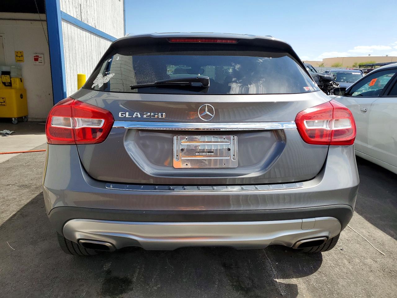 Mercedes-Benz GLA 250