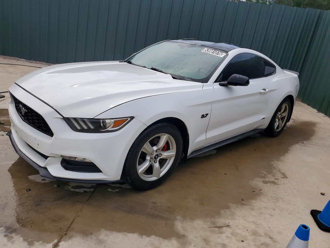 Salvage Ford Mustang Image