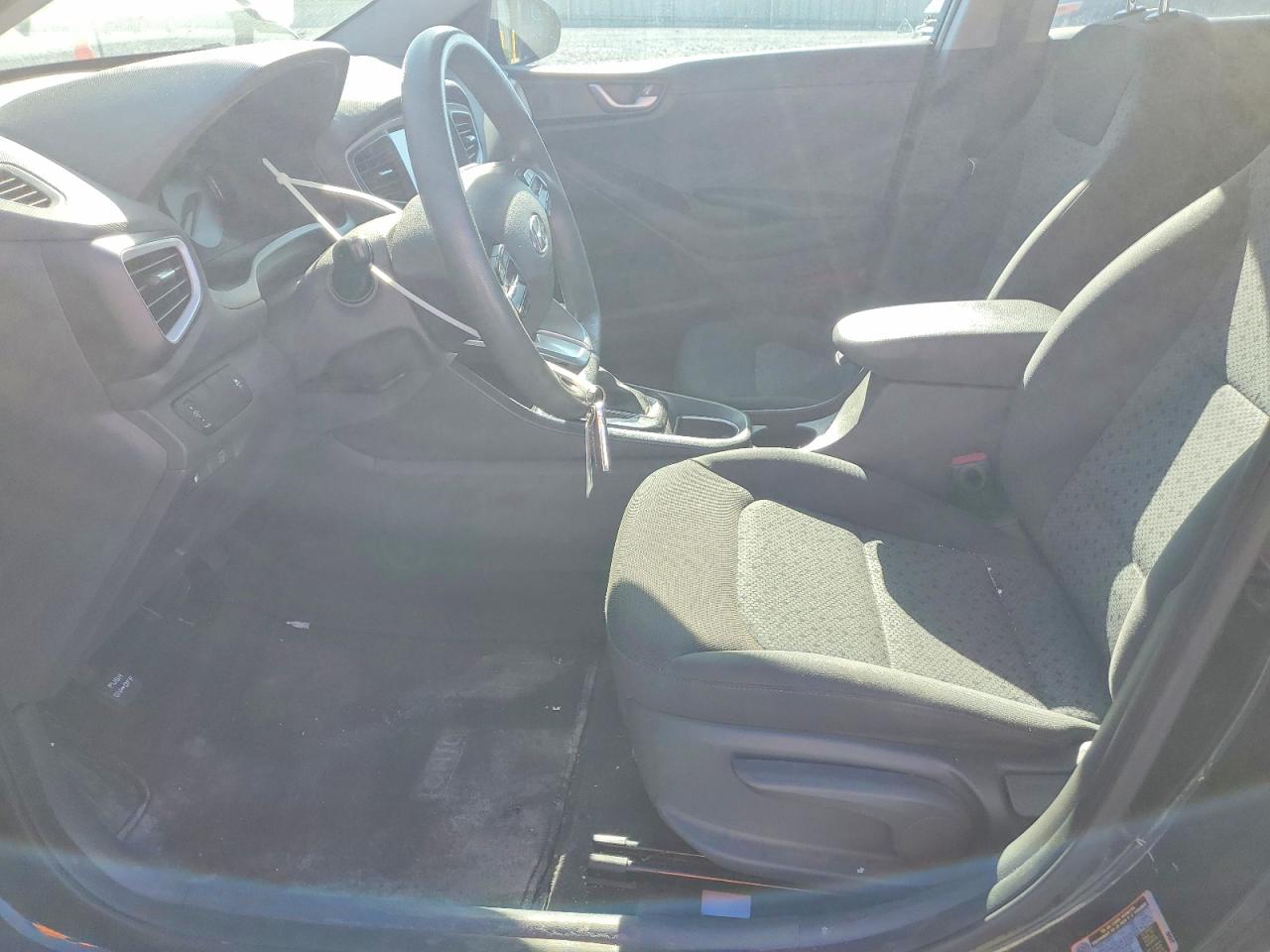 Hyundai Ioniq Blue