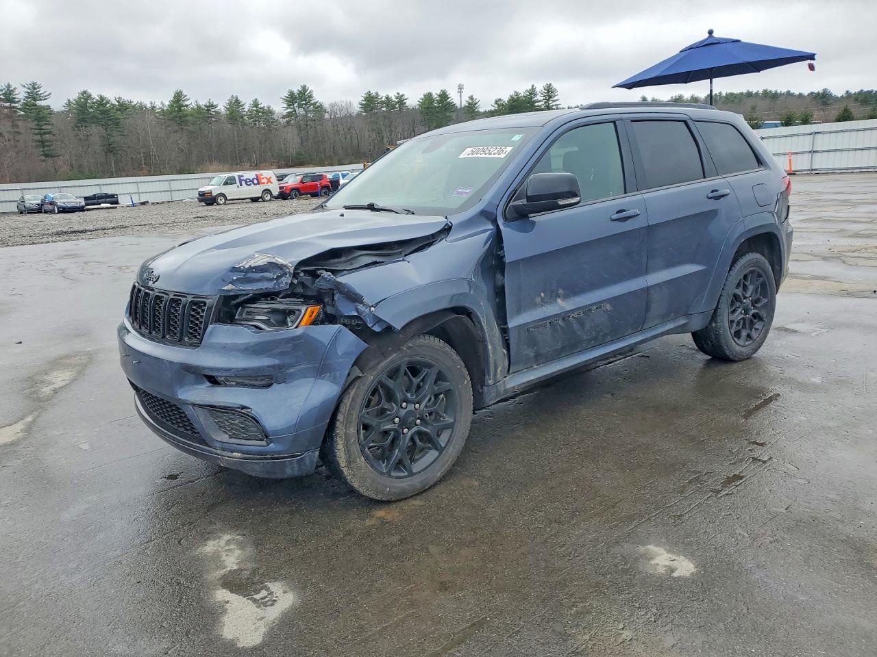 Salvage Jeep Cherokee Image