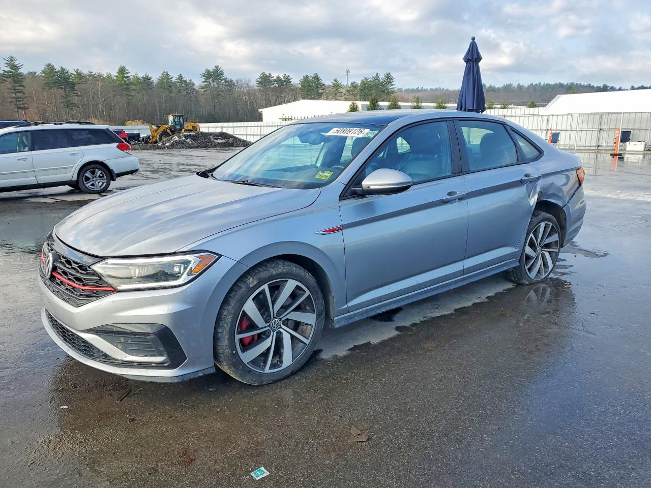 Salvage Volkswagen Jetta Image