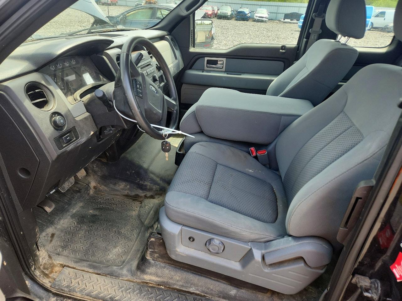 Ford F-150 Super Cab