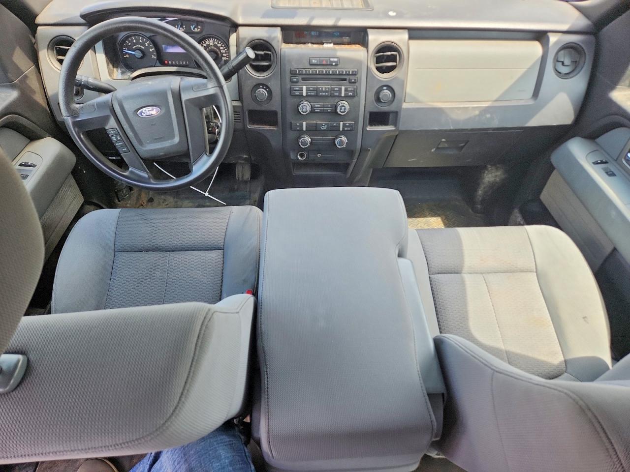 Ford F-150 Super Cab